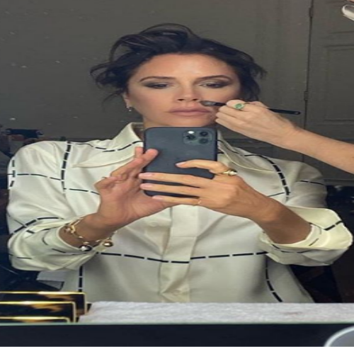 Η Victoria Beckham είναι η σχεδιάστρια που θέλουμε για κολλητή μας