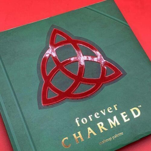 Charmed: Δημιουργήθηκε «μαγευτική» παλέτα σκιών