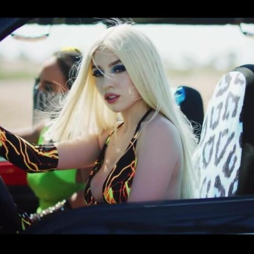 Ava Max: Ένα νέο τραγούδι που θα μας καθηλώσει