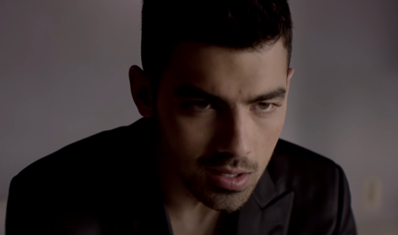 JOE JONAS