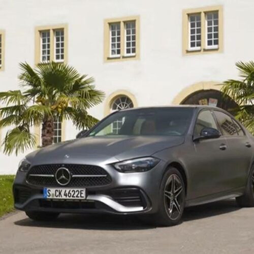 Mercedes: Η νέα C-Class είναι διαθέσιμη