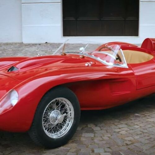 Ferrari:  Η Testa Rossa J εξοπλίζεται με ηλεκτρικό κινητήρα