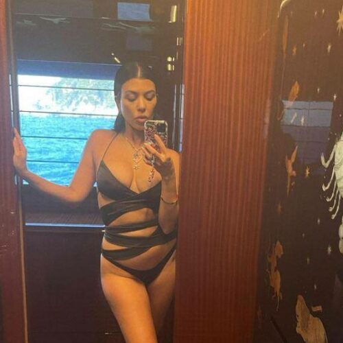 H Kourtney Kardashian φωτογραφίζεται για το “Bustle” και θα πέσουν σαγόνια!