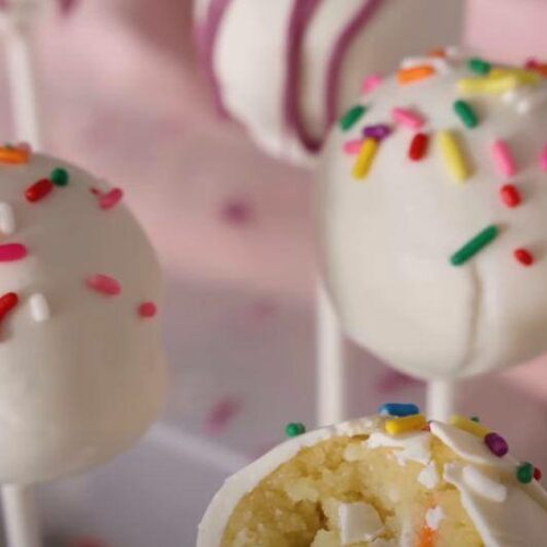 Συνταγές : Πώς να φτιάξεις cake pops