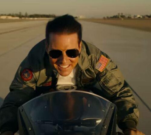 Top Gun : Η αγωγή που προκαλεί εντύπωση