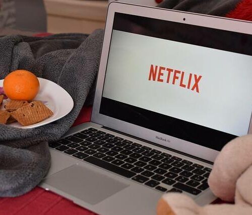 Χριστουγεννιάτικες ταινίες Netflix : Τι να δεις