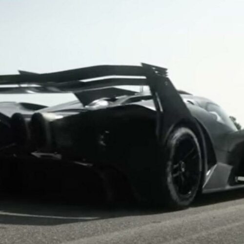 Bugatti: Το μαύρο “hypercar” που θα ζήλευε ο Μπάτμαν (vid)