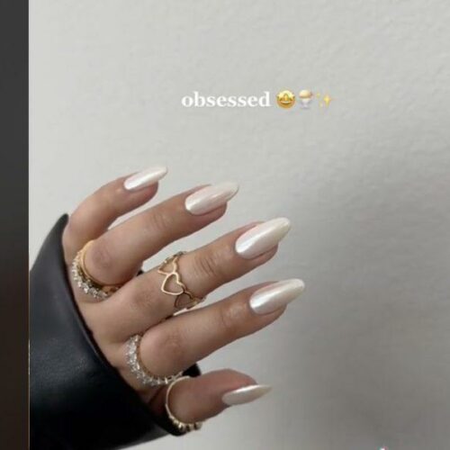 Ιδέες για νύχια: Τα “vanilla nails” είναι καλοκαιρινή τάση