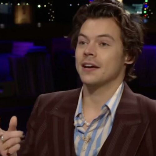 Harry Styles: Η γλυκιά κίνηση σε τρεις Ουκρανούς πρόσφυγες