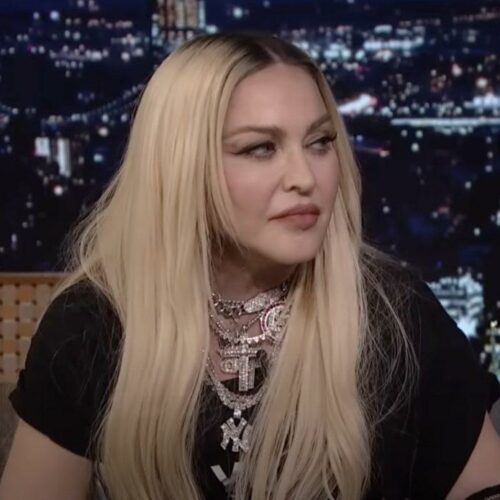 Madonna: Παραμένει κλινήρης σύμφωνα με πηγές