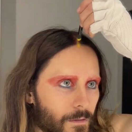 Jared Leto: Τρολάρει τον κόσμο με το μακιγιάζ του