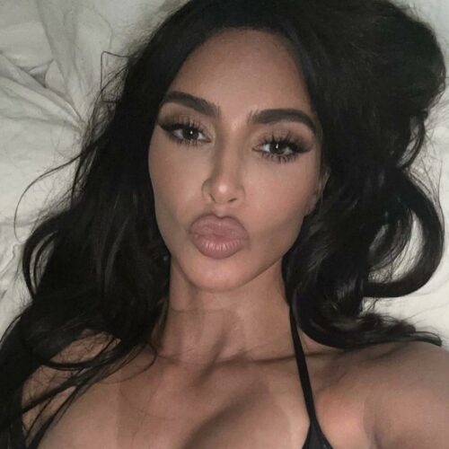 Kim Kardashian: Δείχνει την πολύ λεπτή μέση της