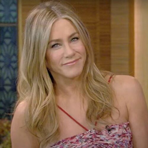 Jennifer Aniston: Το βιογραφικό, η ηλικία, οι δύο γάμοι και η δυνατή φιλία με τον Adam Sandler