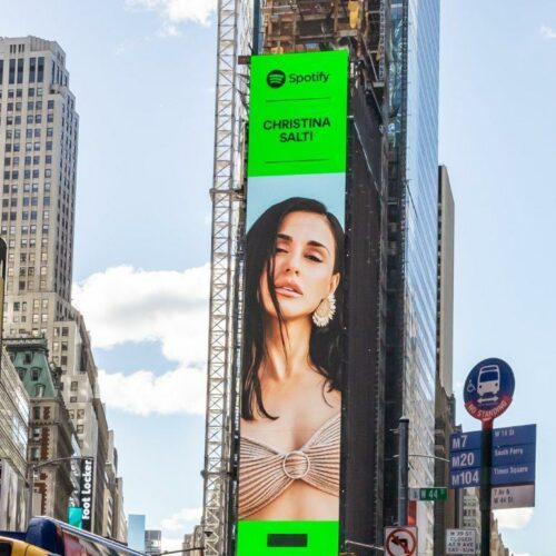 Χριστίνα Σάλτη: Μπήκε σε billboard στην Times Square