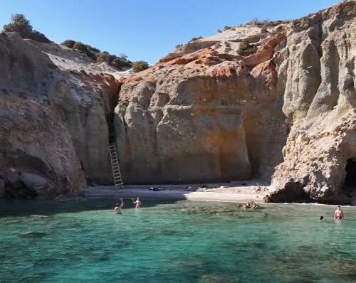 Μήλος: Εκτενές αφιέρωμα από το National Geographic