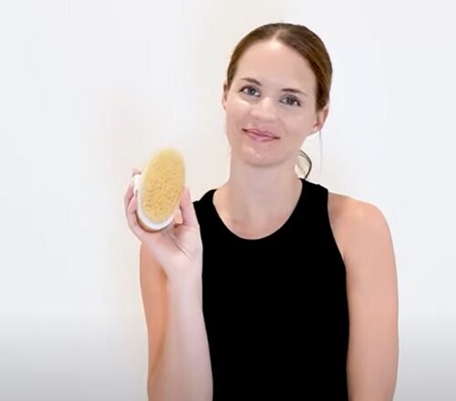 Dry brushing: To στεγνό καθάρισμα της επιδερμίδας