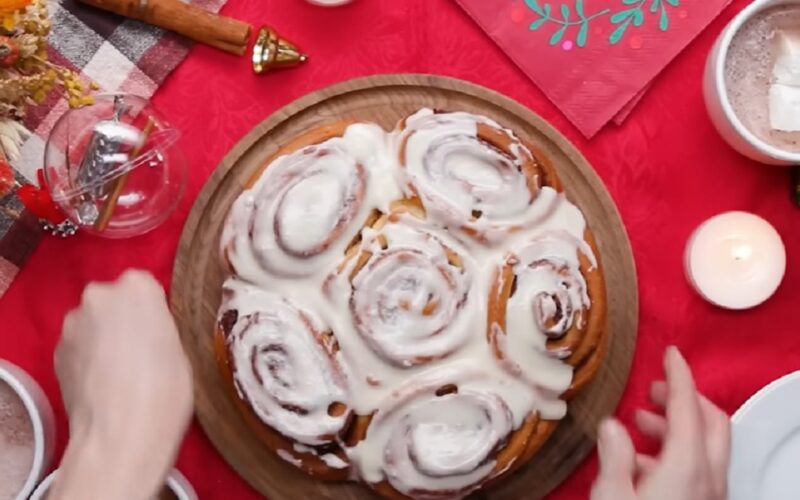 CINNAMON ROLLS